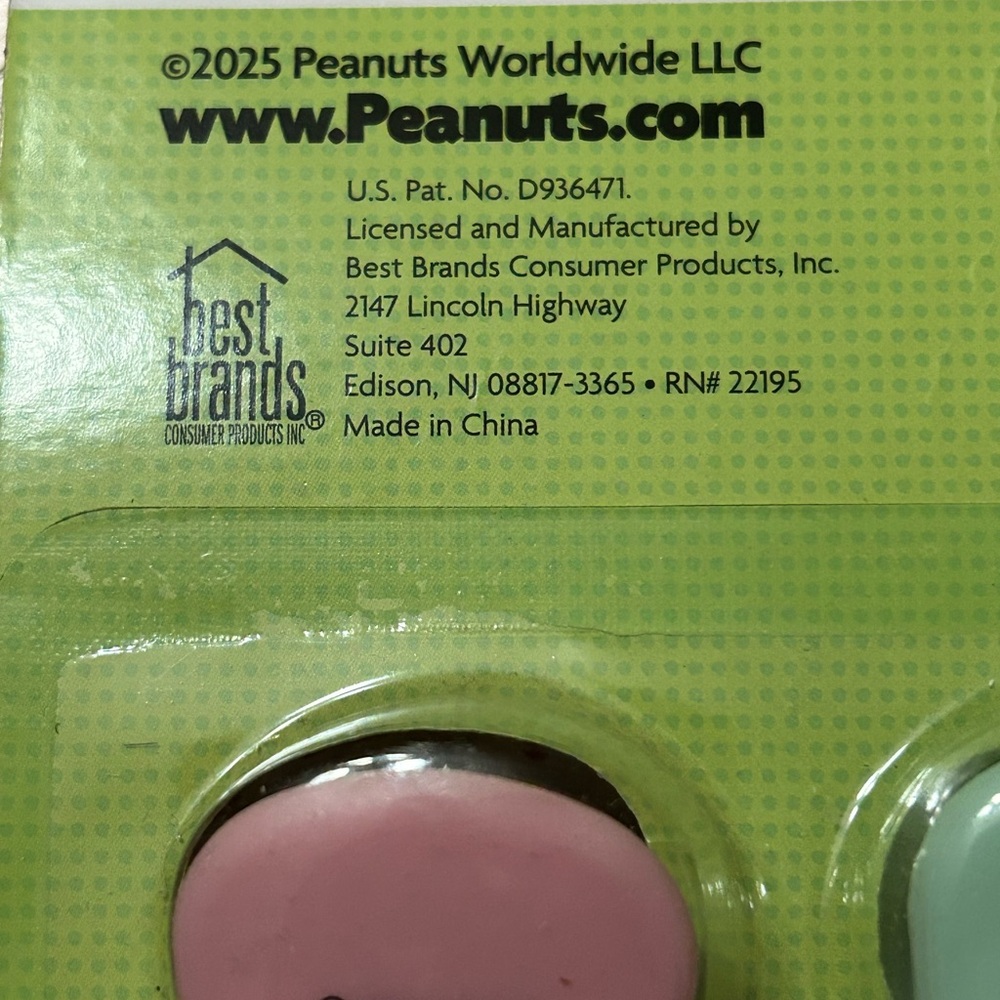 Peanuts Snoopy Magnetic Bag Clips - Yellow Green Pink (6 Pack) - Picture 3 of 3